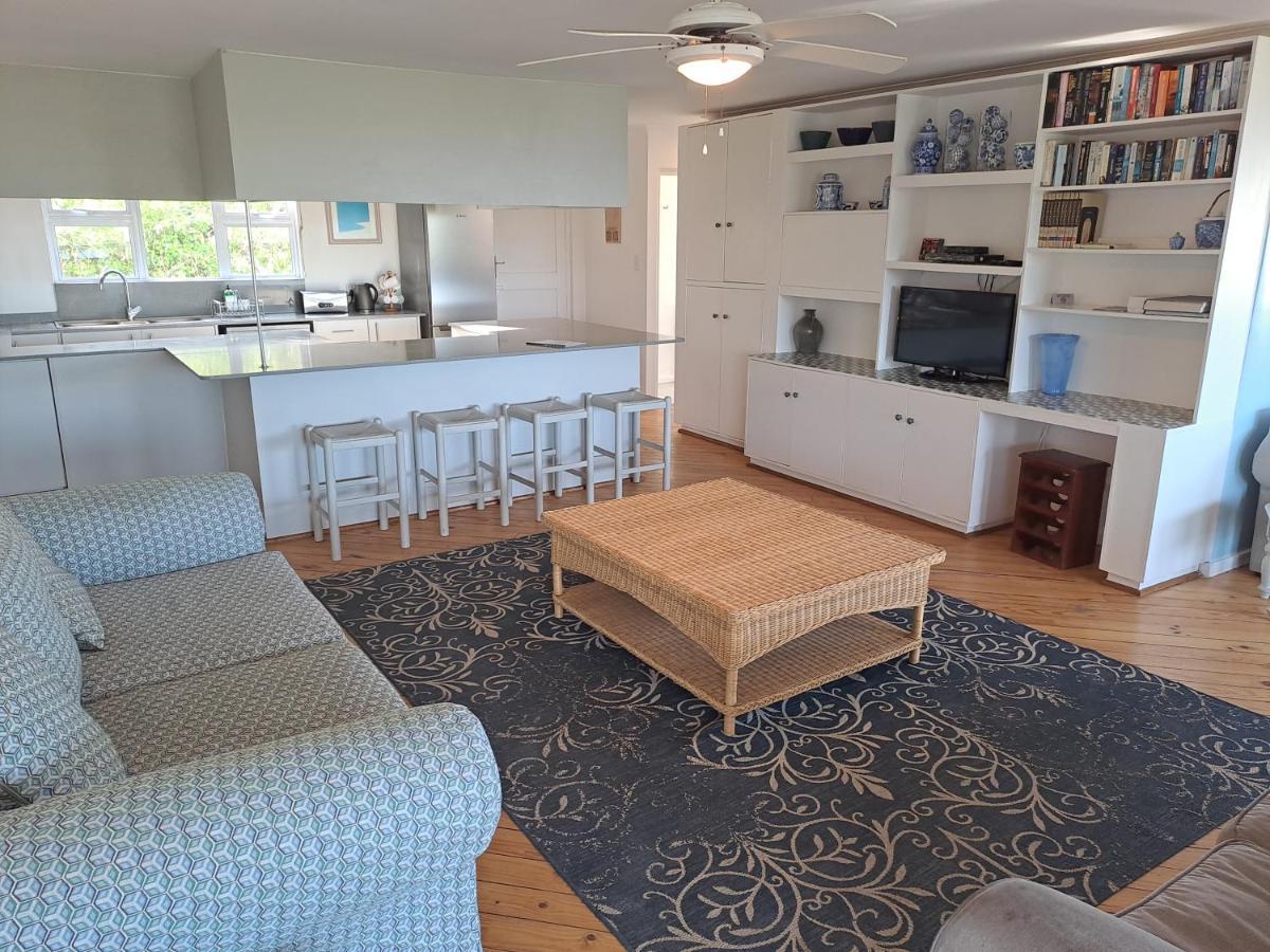 Atlantic Dream Beachfront Villa スカボロー エクステリア 写真